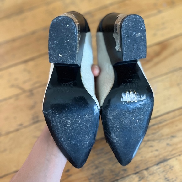 Toga Pulla fur and embossed leather heels with metal buckle details - Picture 8 of 8